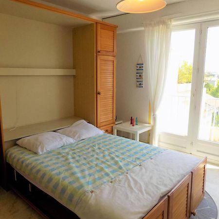 Royan - STUDIO LUMINEUX au calme - 30m de la PLAGE - Quartier du PARC Extérieur photo