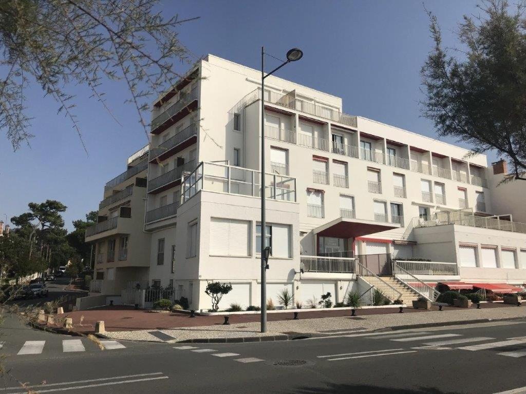 Royan - STUDIO LUMINEUX au calme - 30m de la PLAGE - Quartier du PARC Extérieur photo